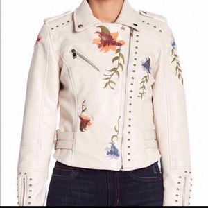 Romeo + Juliet Couture Embroidered Jac